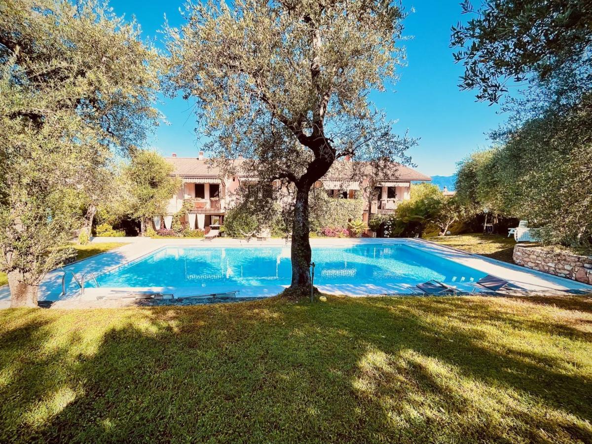 Residenza Riviera Degli Olivi Torri Del Benaco Exterior foto