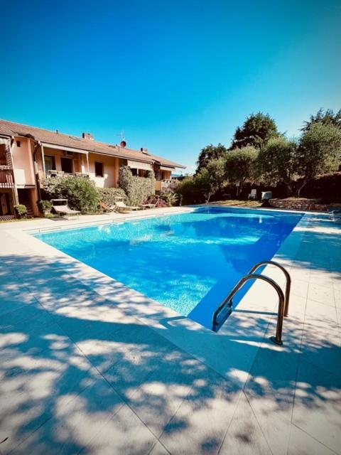 Residenza Riviera Degli Olivi Torri Del Benaco Exterior foto