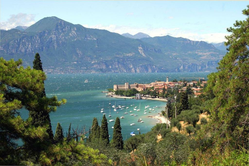Residenza Riviera Degli Olivi Torri Del Benaco Exterior foto