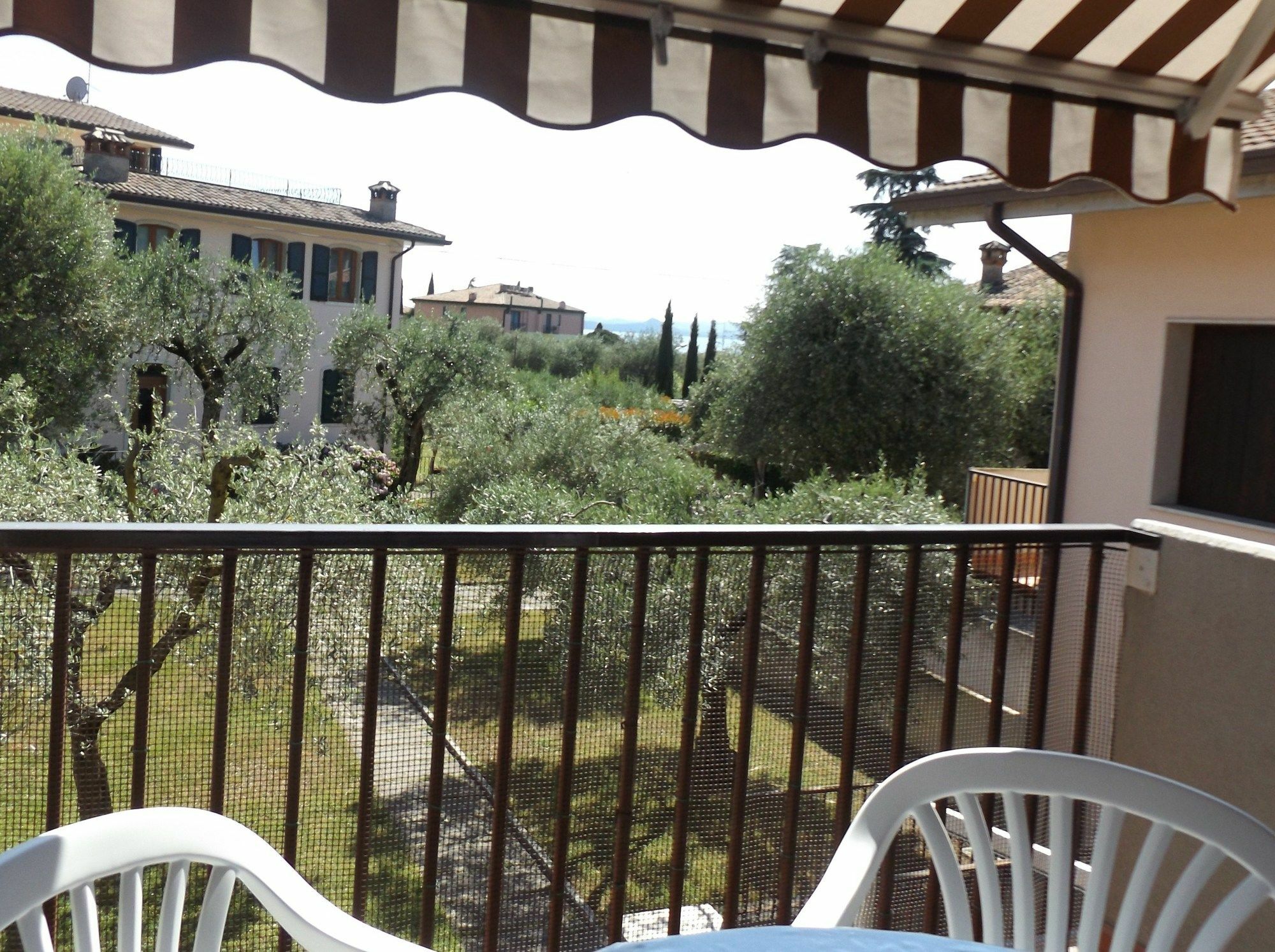 Residenza Riviera Degli Olivi Torri Del Benaco Exterior foto